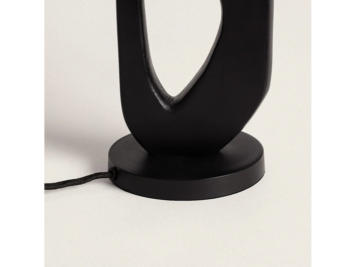 Lampe à Poser Bois Cave ILUZZIA Noir