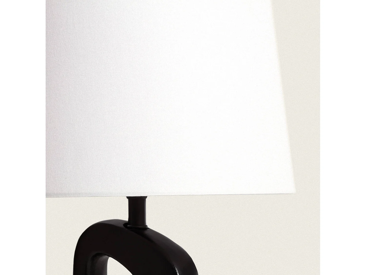 Lampe à Poser Bois Cave ILUZZIA Noir