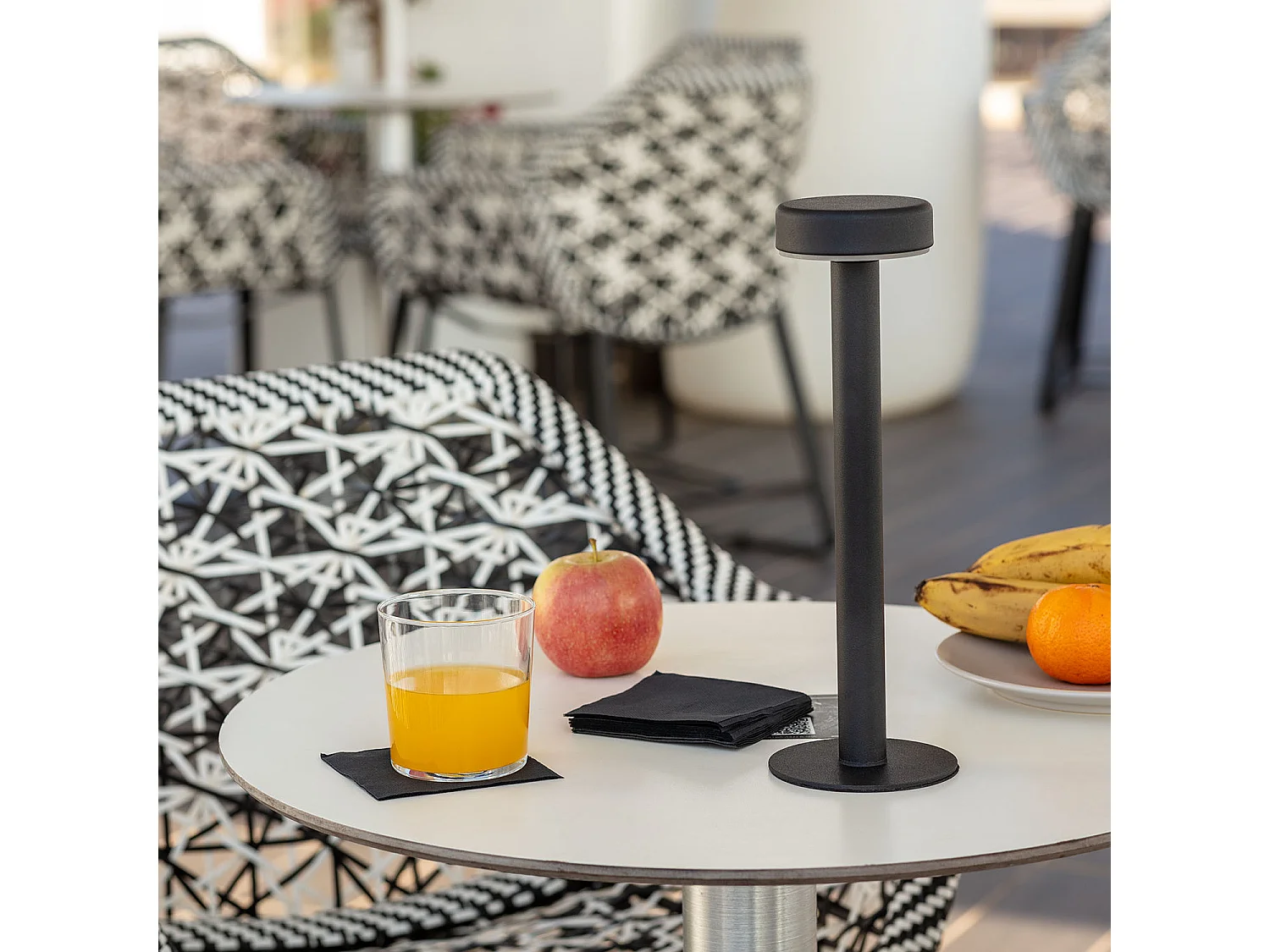 Lámpara de Mesa LED Portátil con Batería USB Recargable Metal Bunza Negro