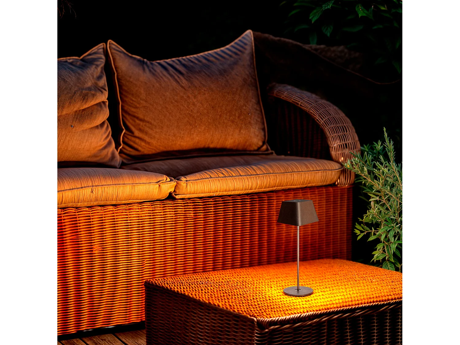 Lampe à Poser LED Extérieure portative Aluminium avec Batterie Rechargeable Willy   Rouille