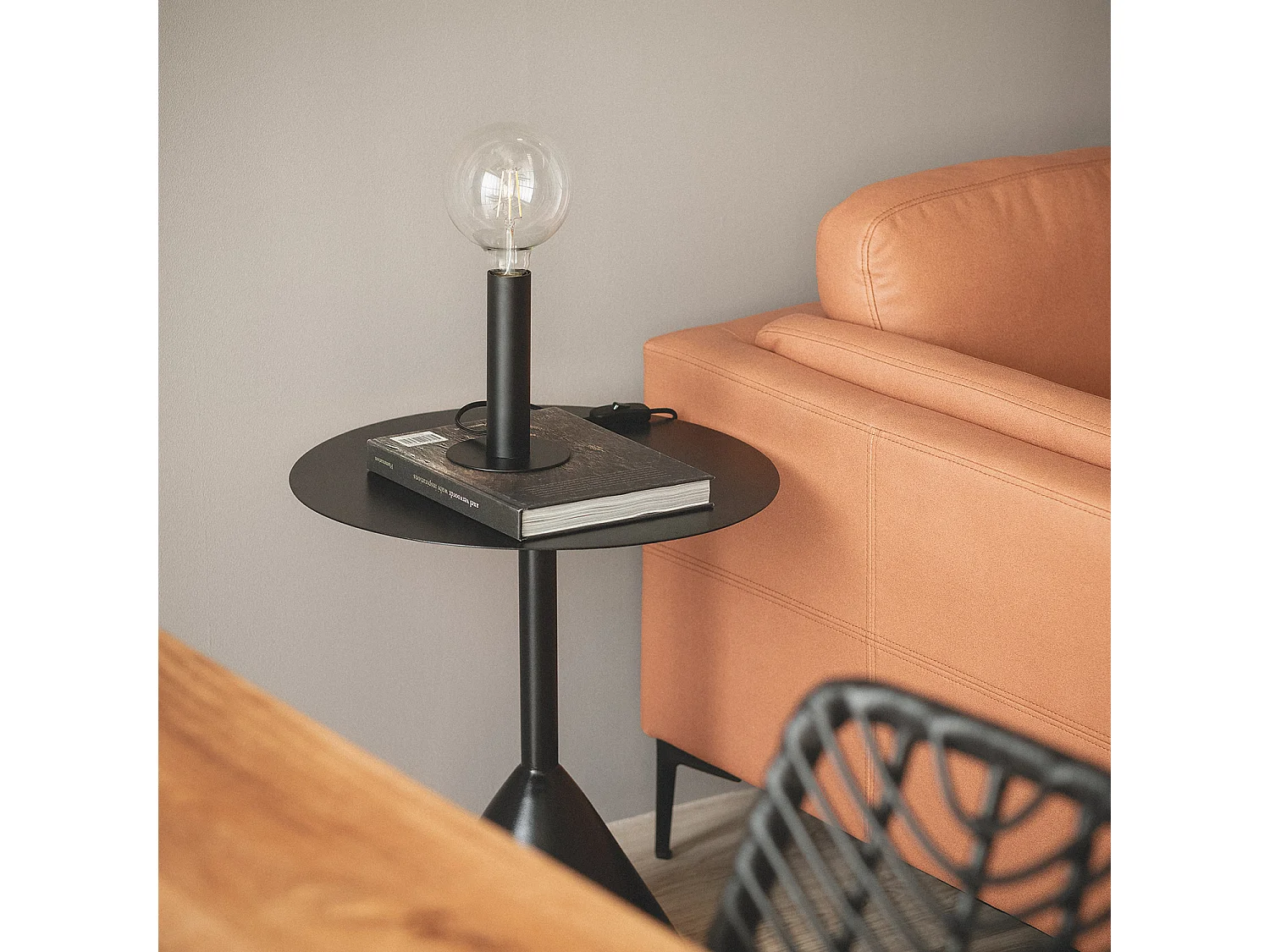 Lámpara de Mesa Metal Rovia Negro