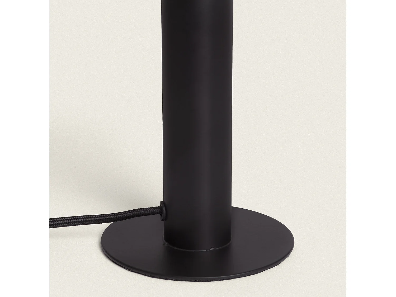 Lámpara de Mesa Metal Rovia Negro