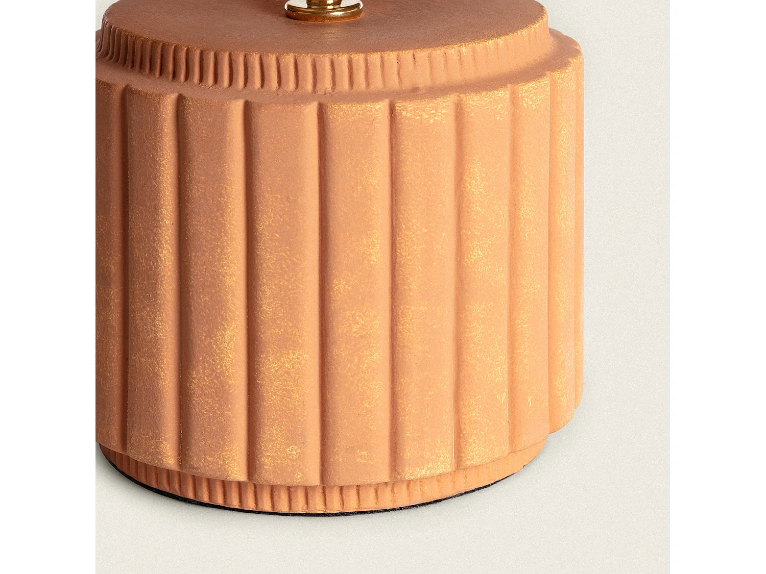 Lámpara de Mesa Cerámica y Rafia Kinney Terracota