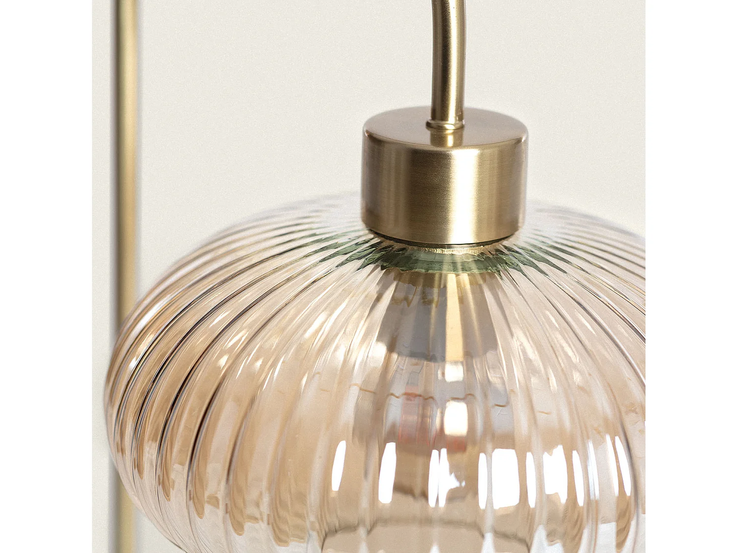 Lampe à Poser Métal et Verre Basile Ambre