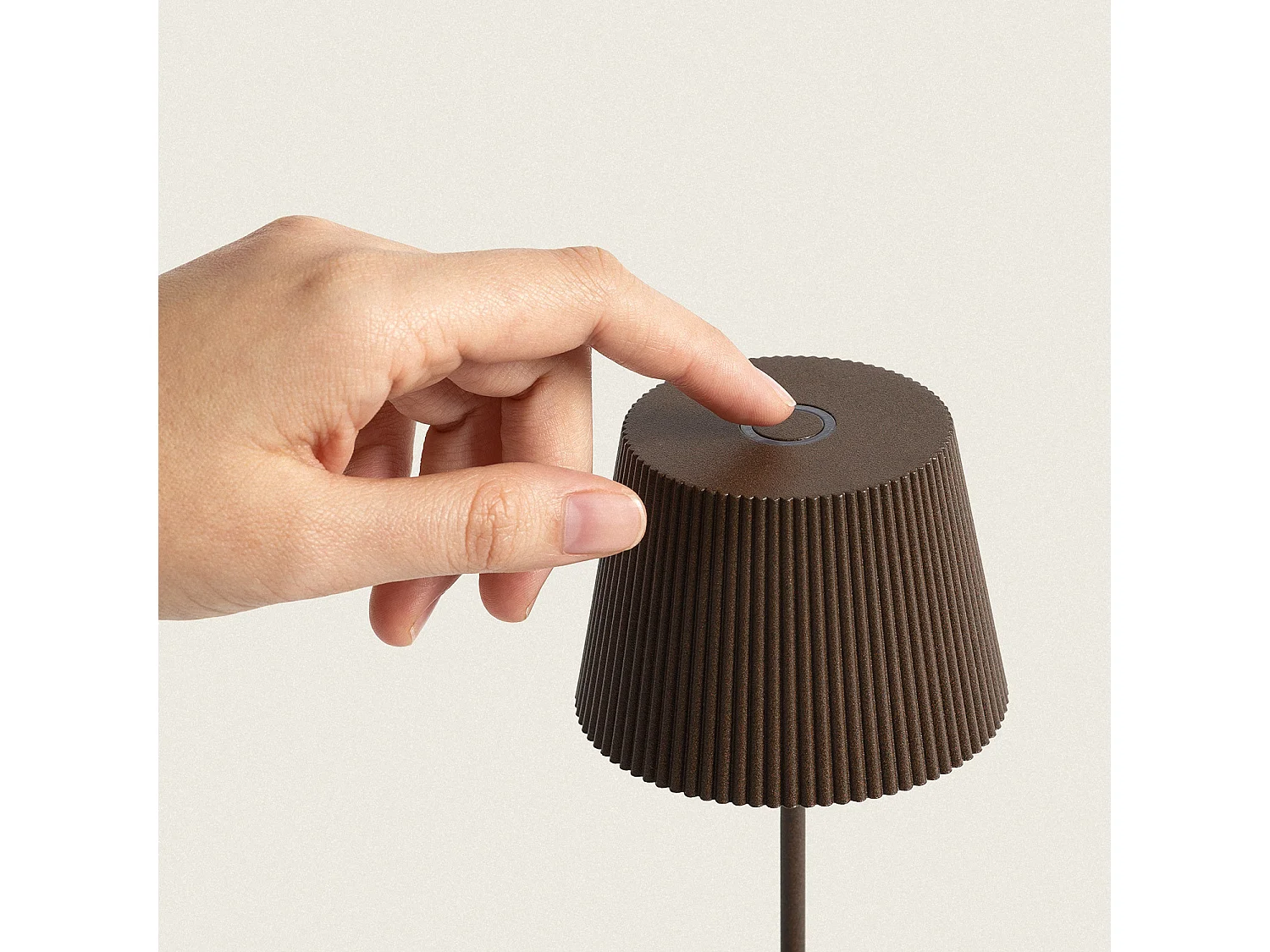 Lampe à Poser LED Extérieure Portative Aluminium 1,2 W avec Batterie Rechargeable Willox Rouille