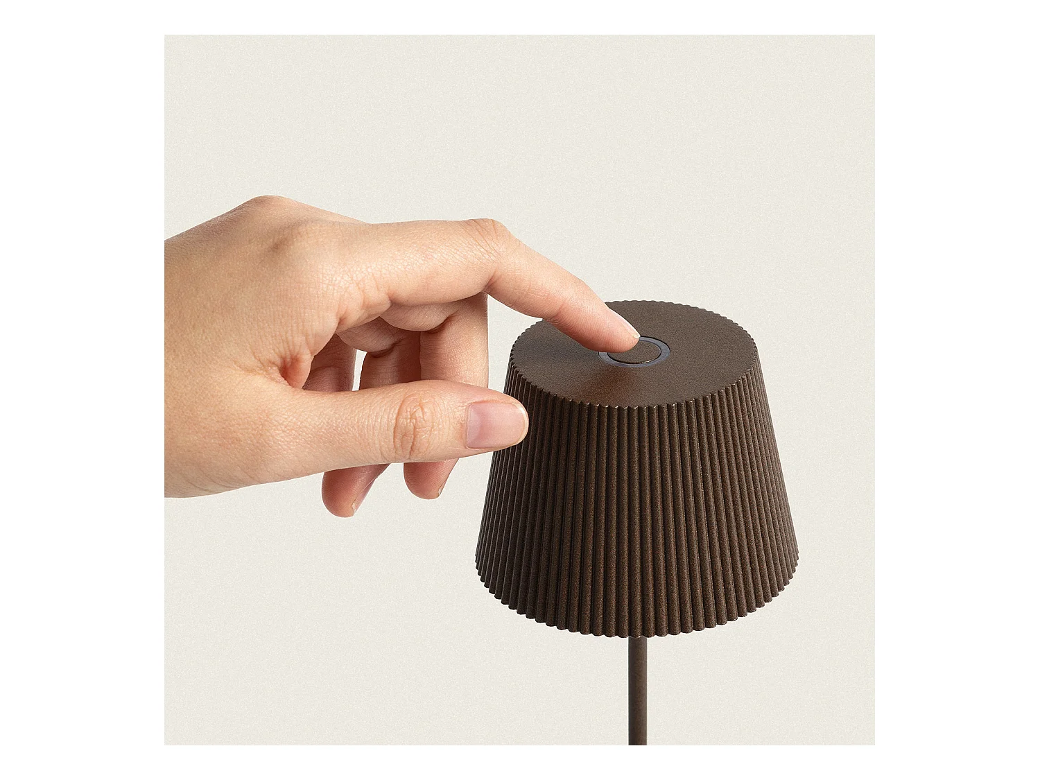 Lampe à Poser LED Extérieure Portative Aluminium 1,2 W avec Batterie Rechargeable Willox Rouille