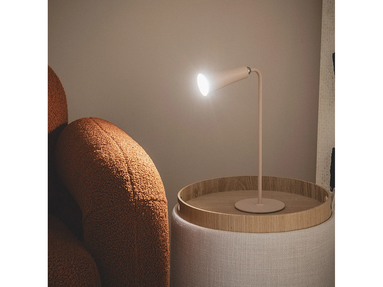 Lámpara de Mesa LED Portátil Metal con Batería USB Recargable Bysta Blanco