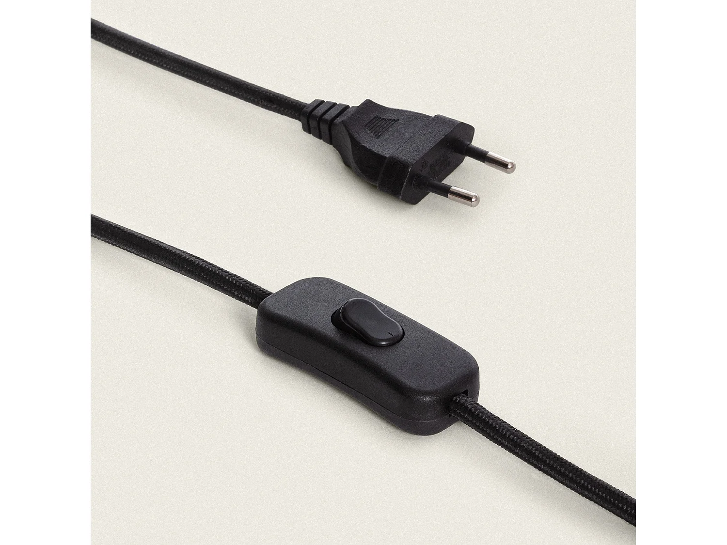 Lámpara de Mesa Cerámica y Rafia Tyler Negro