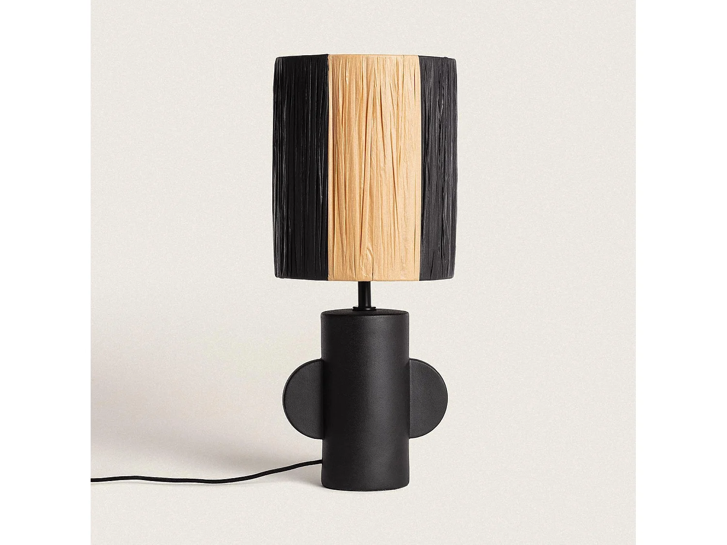 Lampada da Tavolo Ceramica e Rafia Tyler Nero