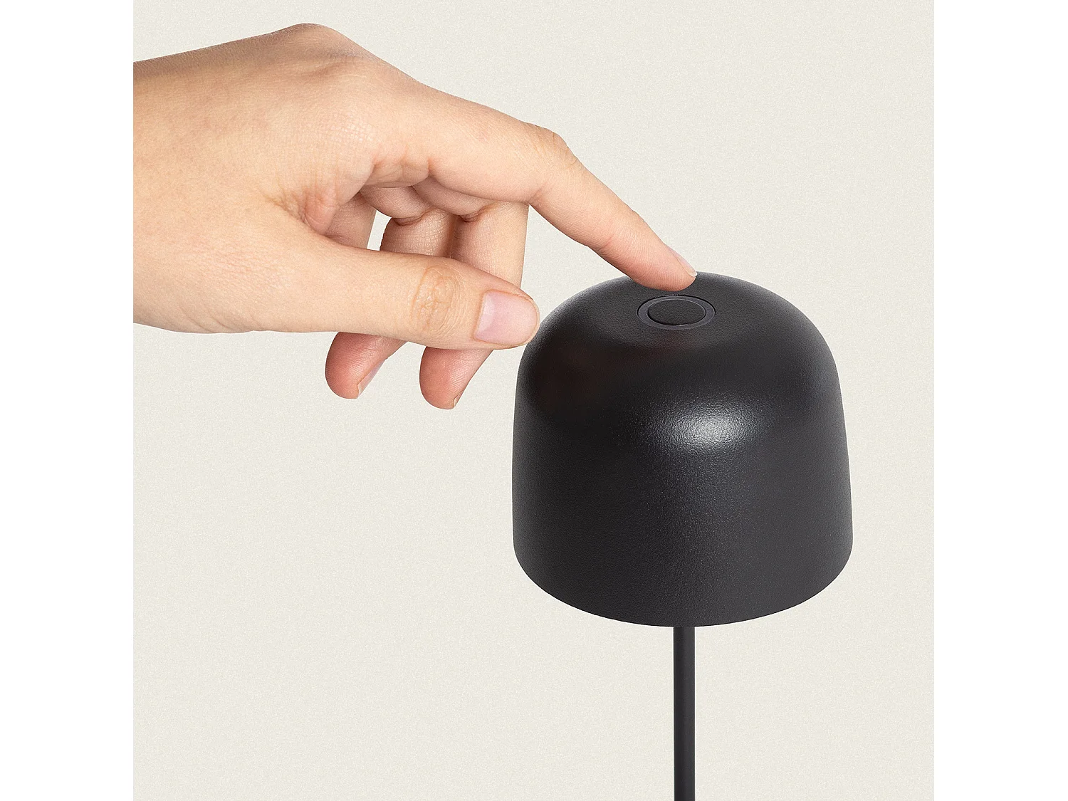 Lampada da Tavolo LED 1.2 W Portatile per Esterni Alluminio con Batteria Ricaricabile Wink Nero