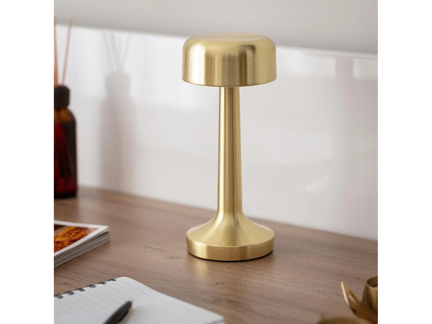 Lámpara de Mesa LED Portátil Metal con Batería USB Recargable Ciara Dorado