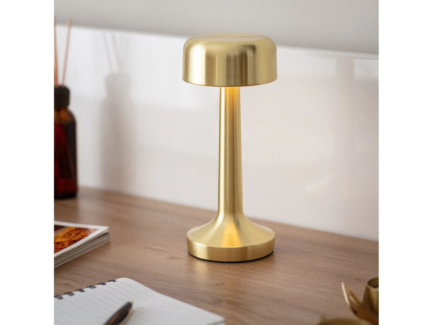 Lámpara de Mesa LED Portátil Metal con Batería USB Recargable Ciara Dorado