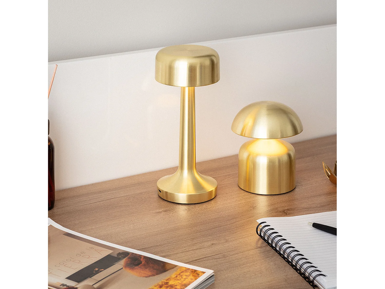 Lámpara de Mesa LED Portátil Metal con Batería USB Recargable Ciara Dorado