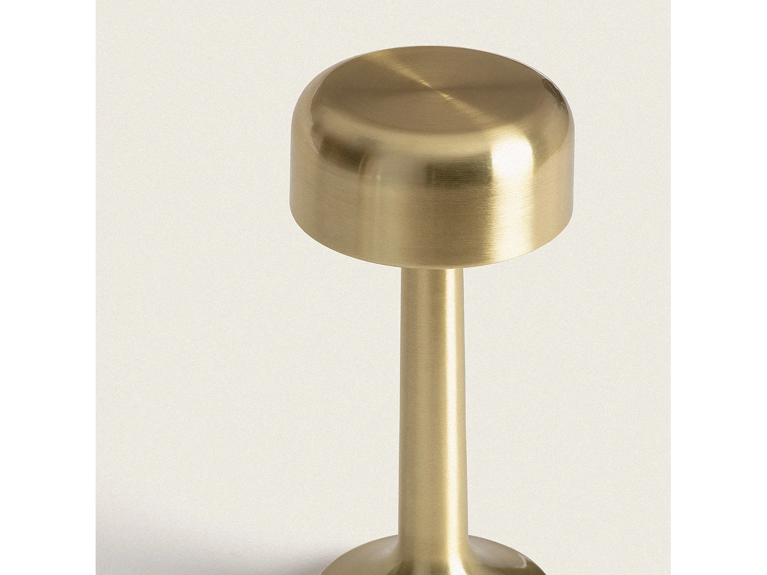 Lámpara de Mesa LED Portátil Metal con Batería USB Recargable Ciara Dorado