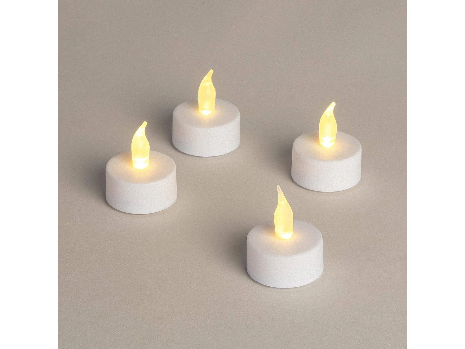 Pack 4 Candele Mini LED con Batteria Hobley Bianco