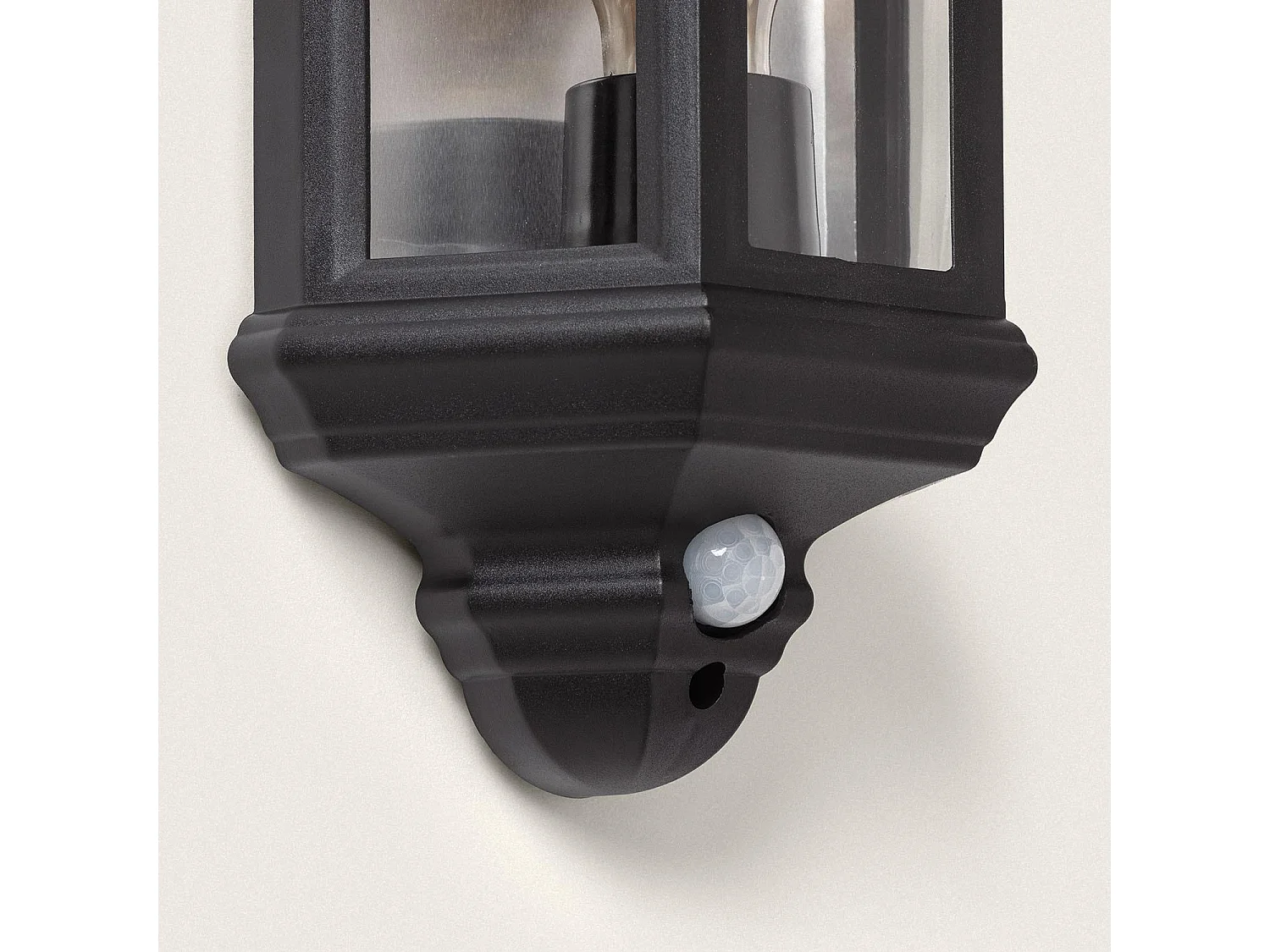 Applique da Parete Esterno PC con Sensore PIR Newquay Nero