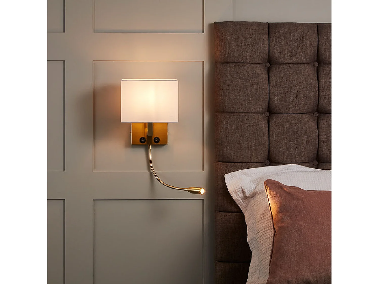 Lampada da parete LED da lettura in Metallo con Flexo Waldorf Ottone