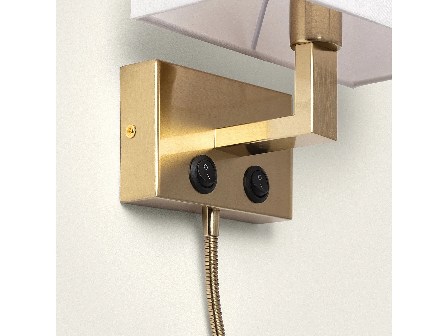 Lampada da parete LED da lettura in Metallo con Flexo Waldorf Ottone