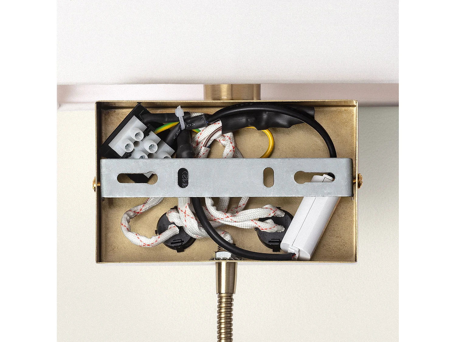 Lampada da parete LED da lettura in Metallo con Flexo Waldorf Ottone