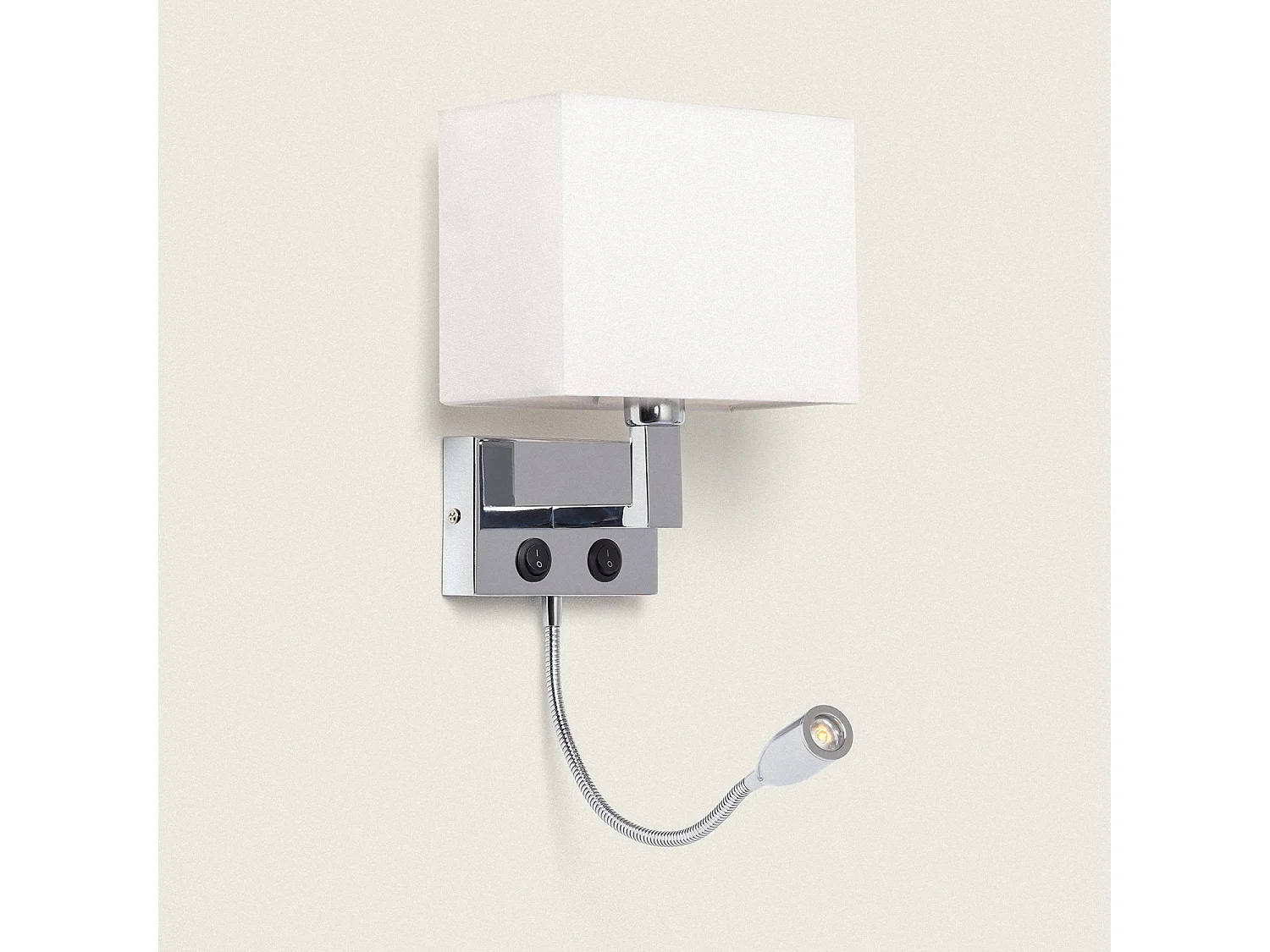 Lámpara de Pared de Metal con Flexo LED de Lectura Waldorf Plateado