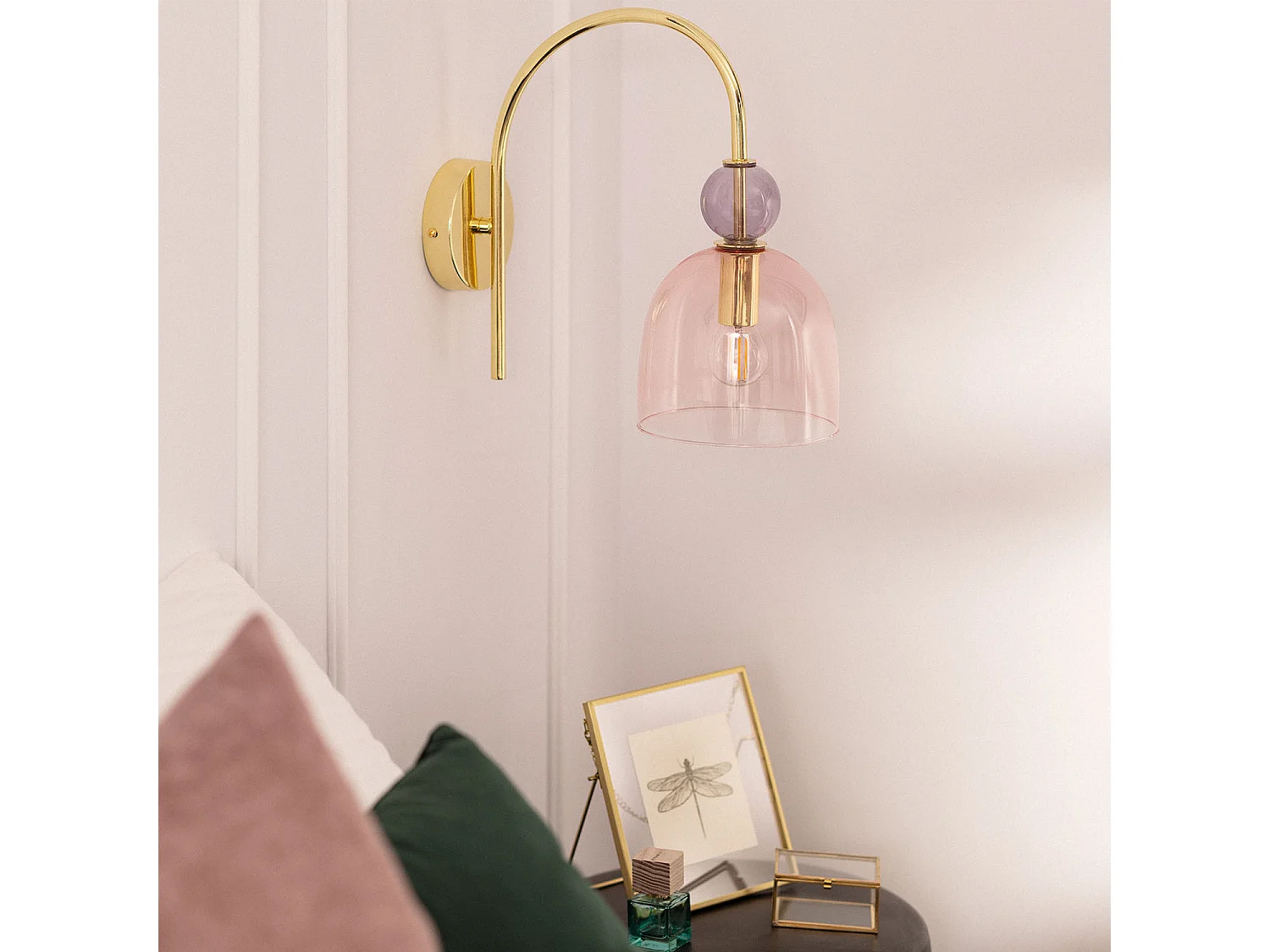 Lámpara de Pared Metal y Cristal Baudelaire Rosa