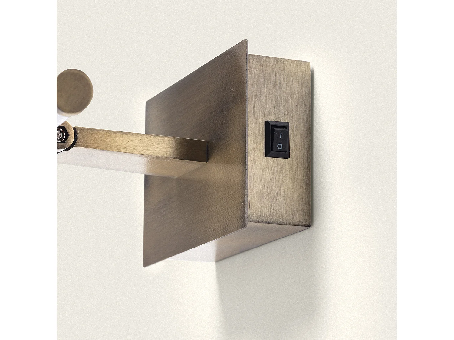 Aplique para Cuadros LED 1.6W Slimlight con Batería Latón