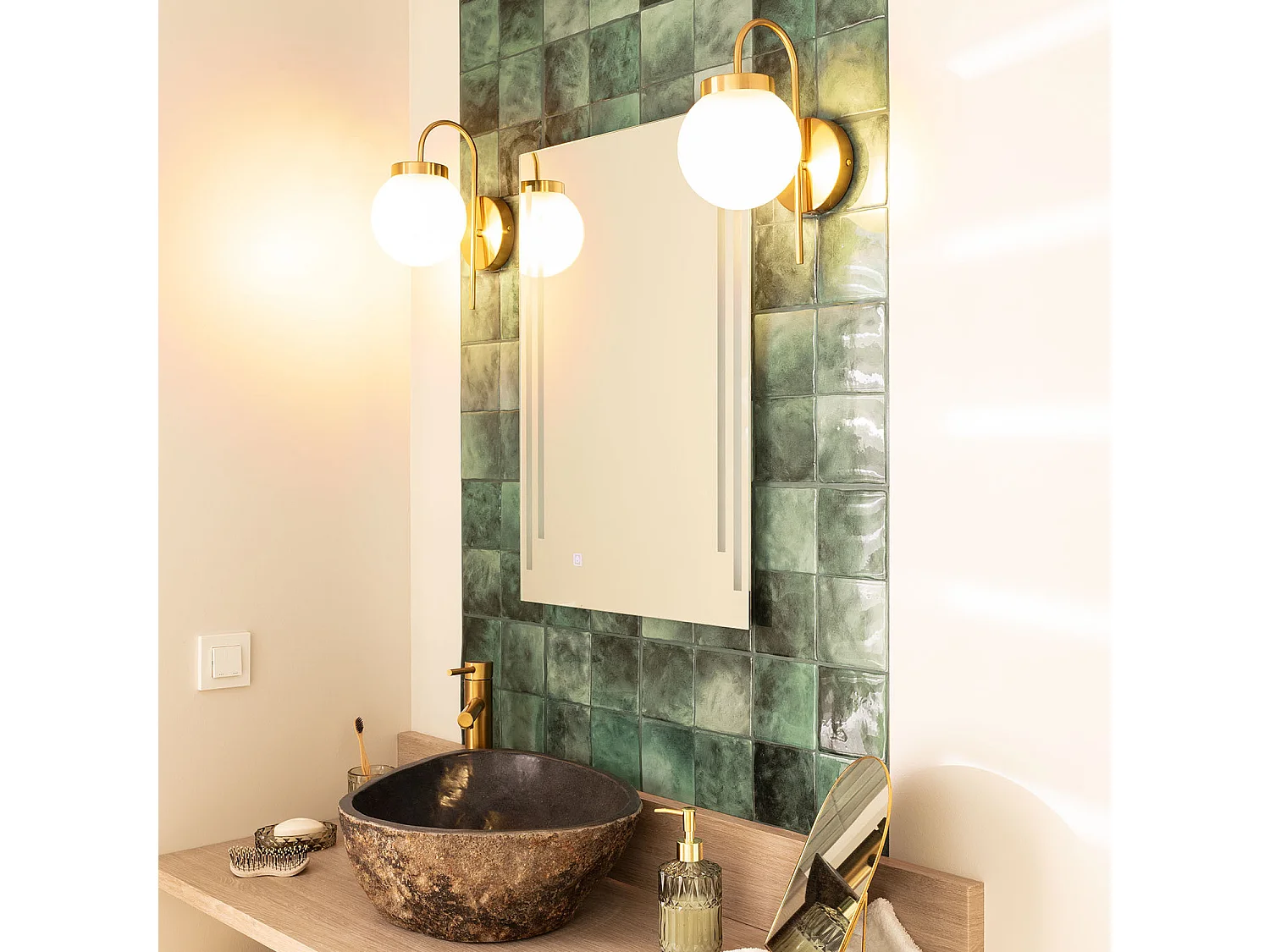 Lámpara de Pared Exterior Metal y Cristal Rafha Dorado