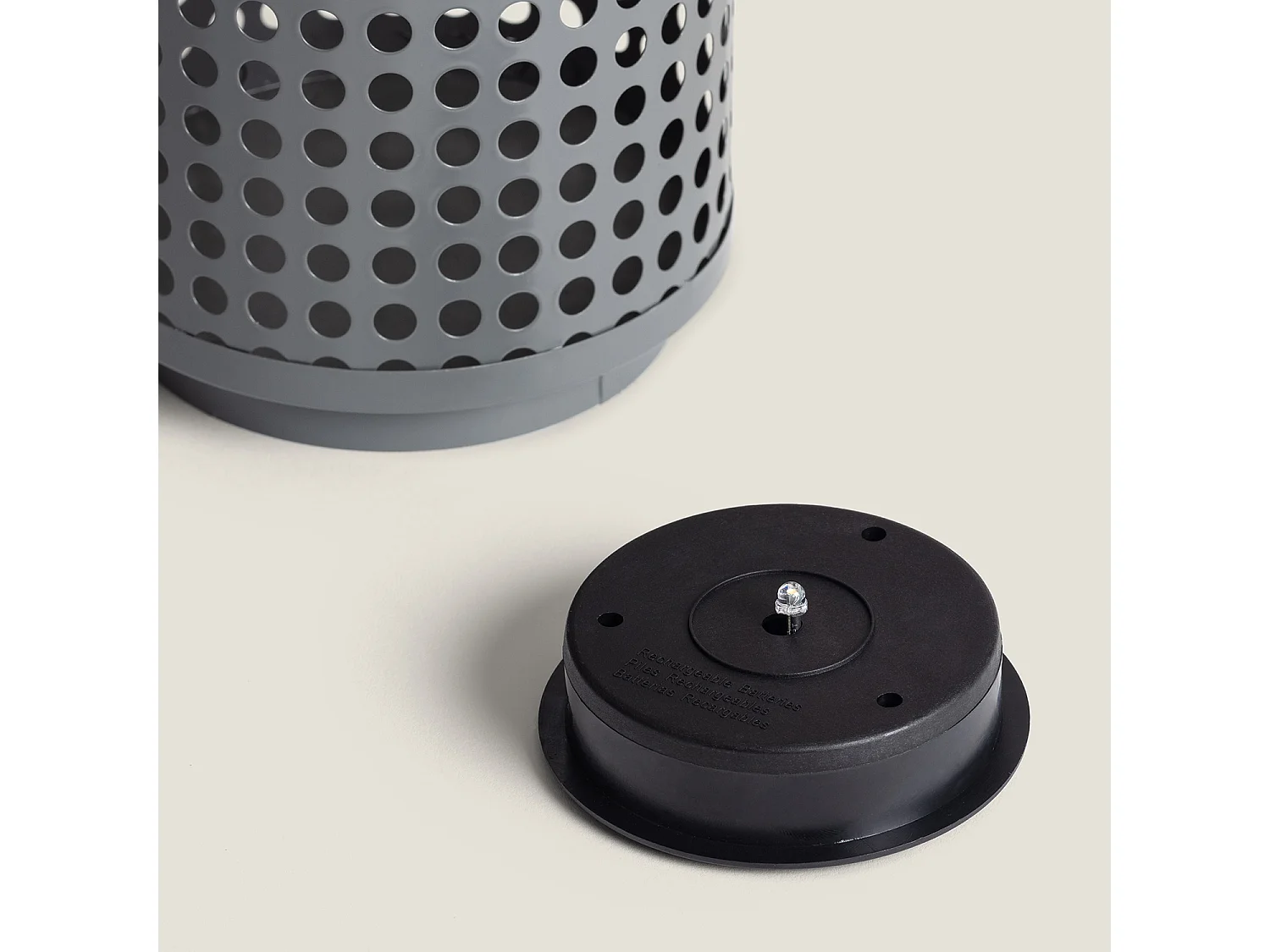 Lámpara de Mesa LED Solar Portátil con Batería Recargable Small Árta Gris Oscuro