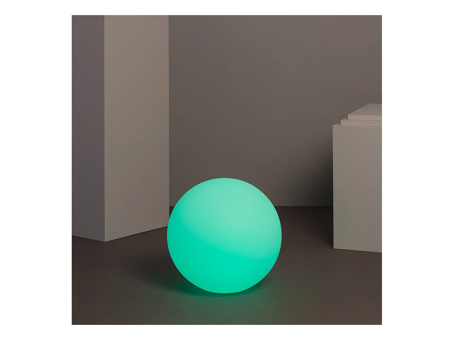 Esfera LED RGBW IP65 40cm Recargable