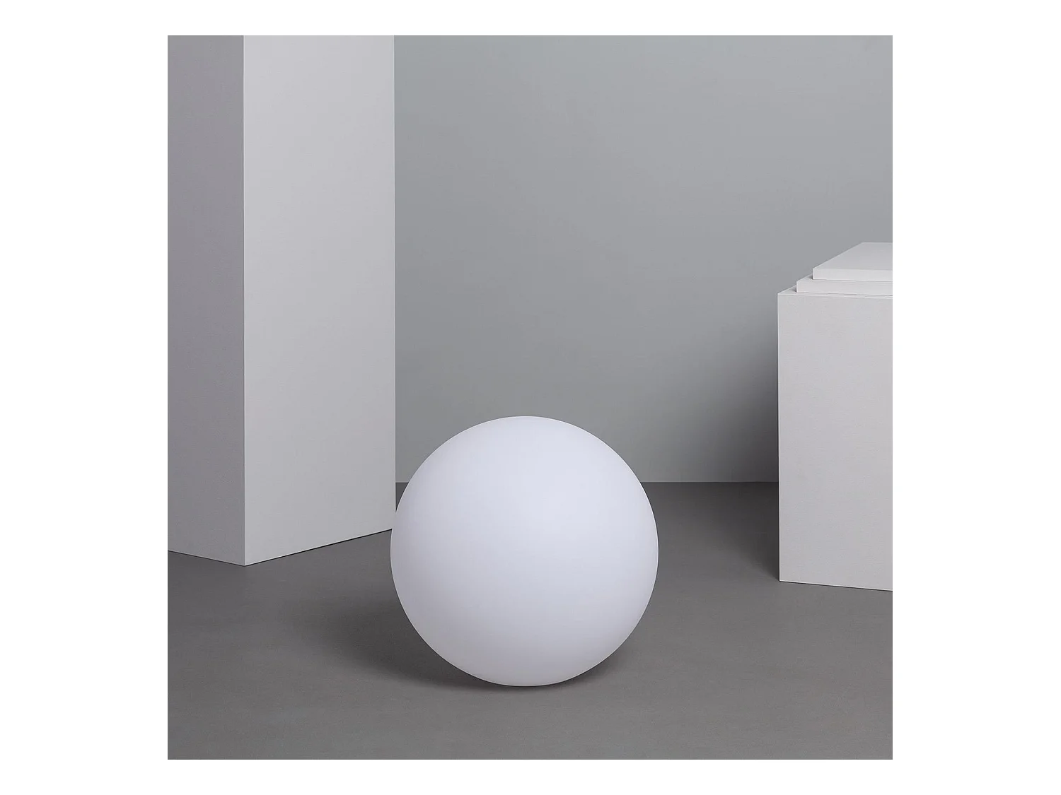 Sphère LED RGBW IP65 40cm Rechargeable