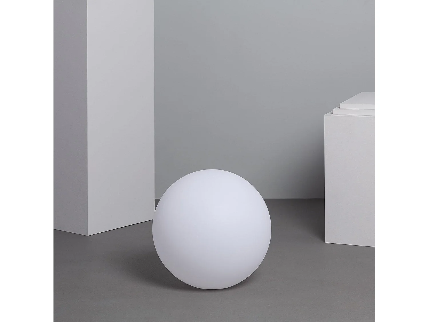 Sphère LED RGBW IP65 40cm Rechargeable