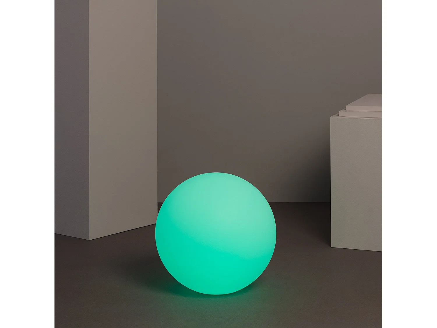 Sphère LED RGBW IP65 40cm Rechargeable