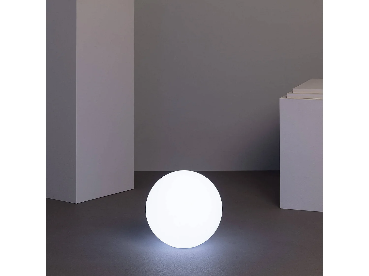 Sphère LED RGBW IP65 30cm Rechargeable