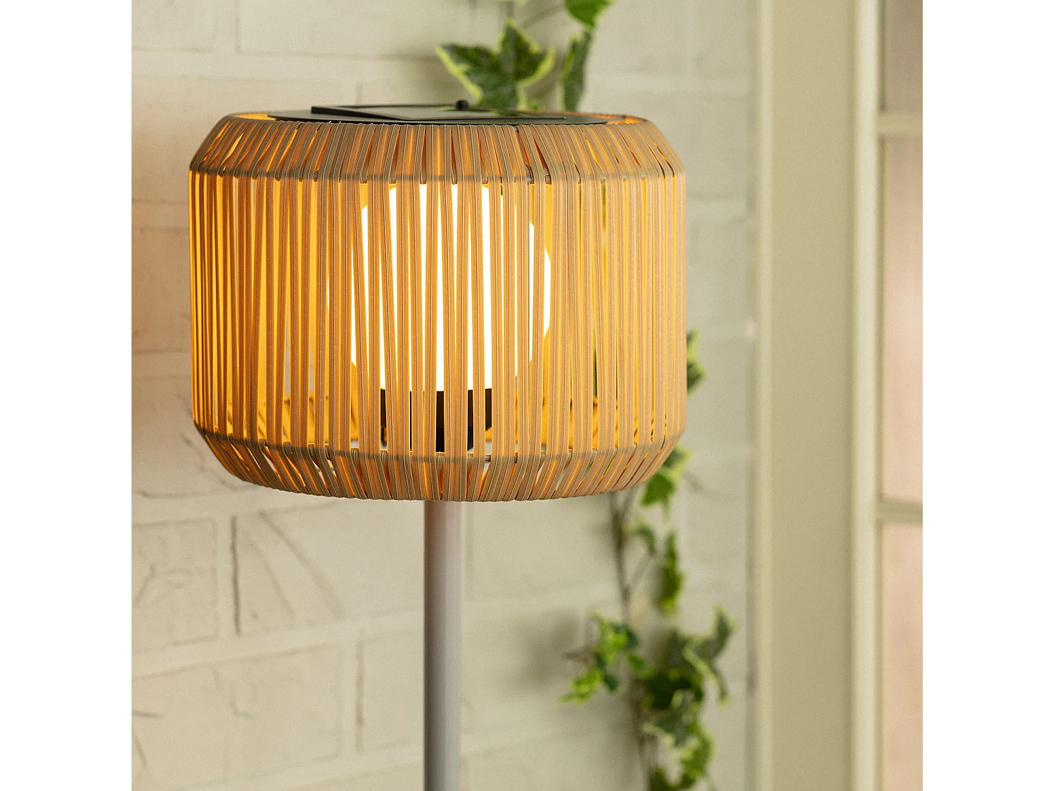 Lampadaire LED Extérieur Solaire Métal Nygala Naturel