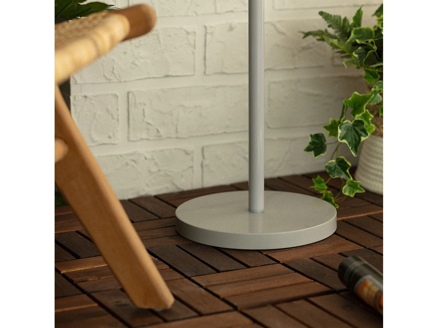 Lampadaire LED Extérieur Solaire Métal Nygala Naturel