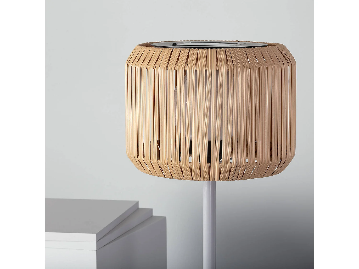 Lampadaire LED Extérieur Solaire Métal Nygala Naturel