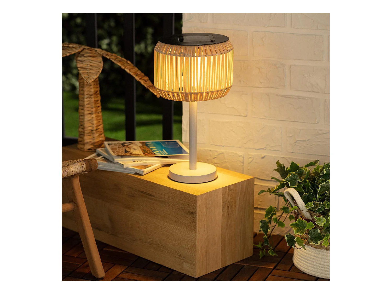 Lampe à Poser LED Extérieure Solaire Nygala  Naturel