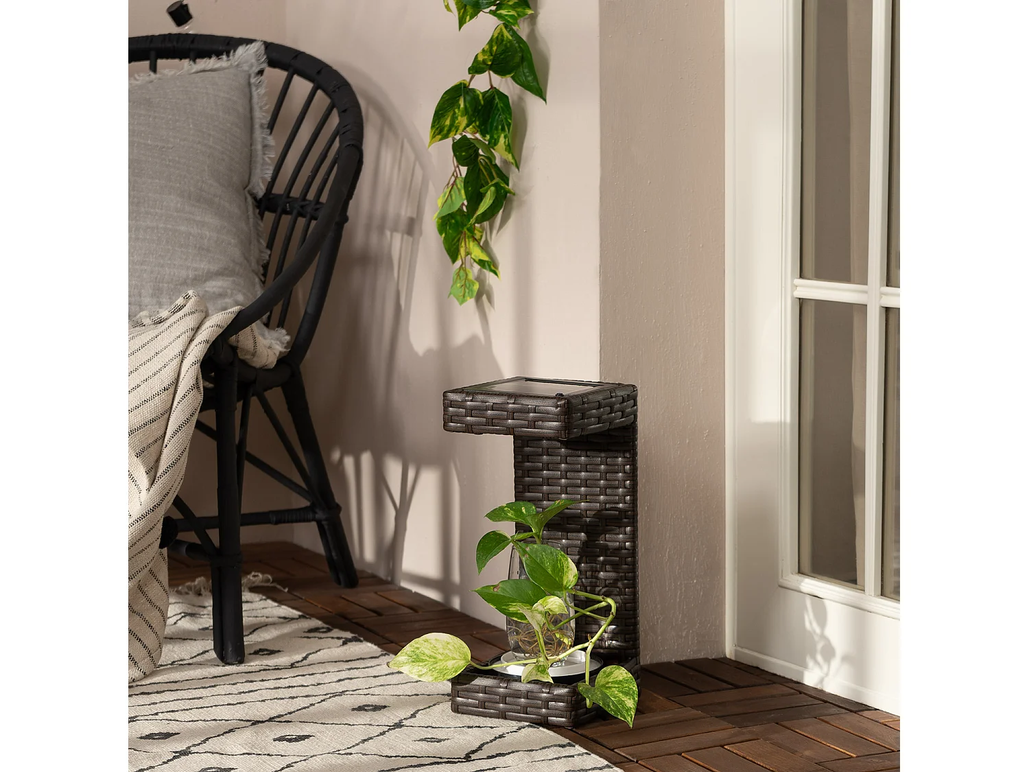 Lampe à Poser LED Extérieure Solaire Agra Marron foncé