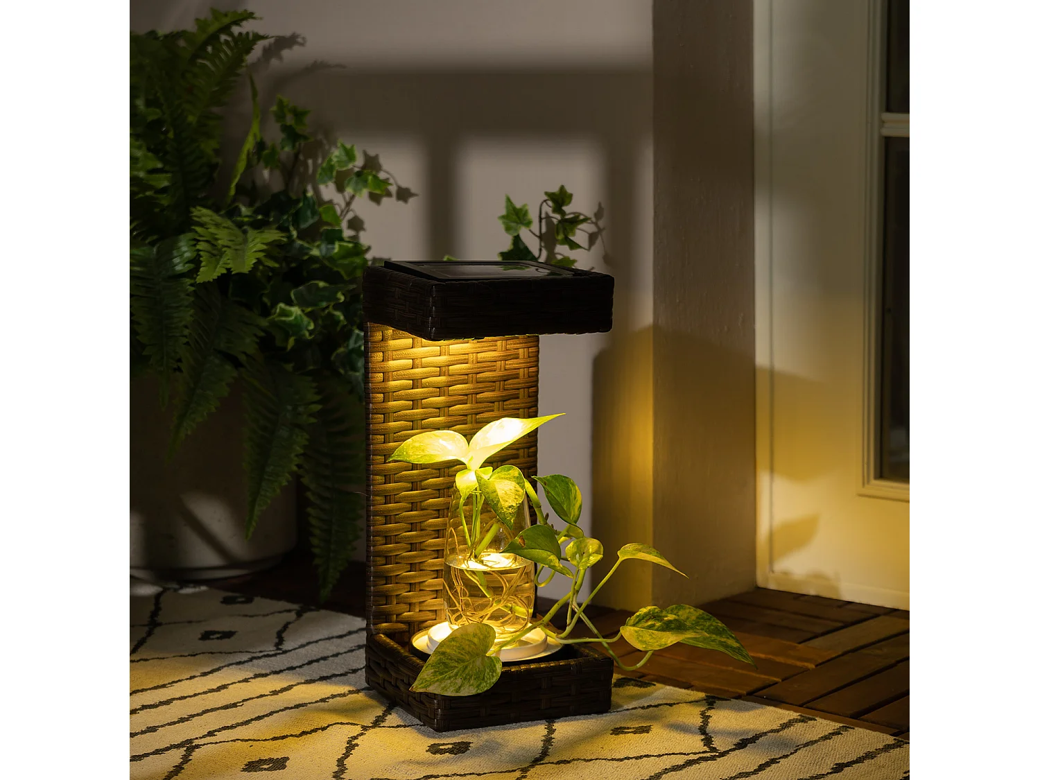 Lampe à Poser LED Extérieure Solaire Agra Marron foncé