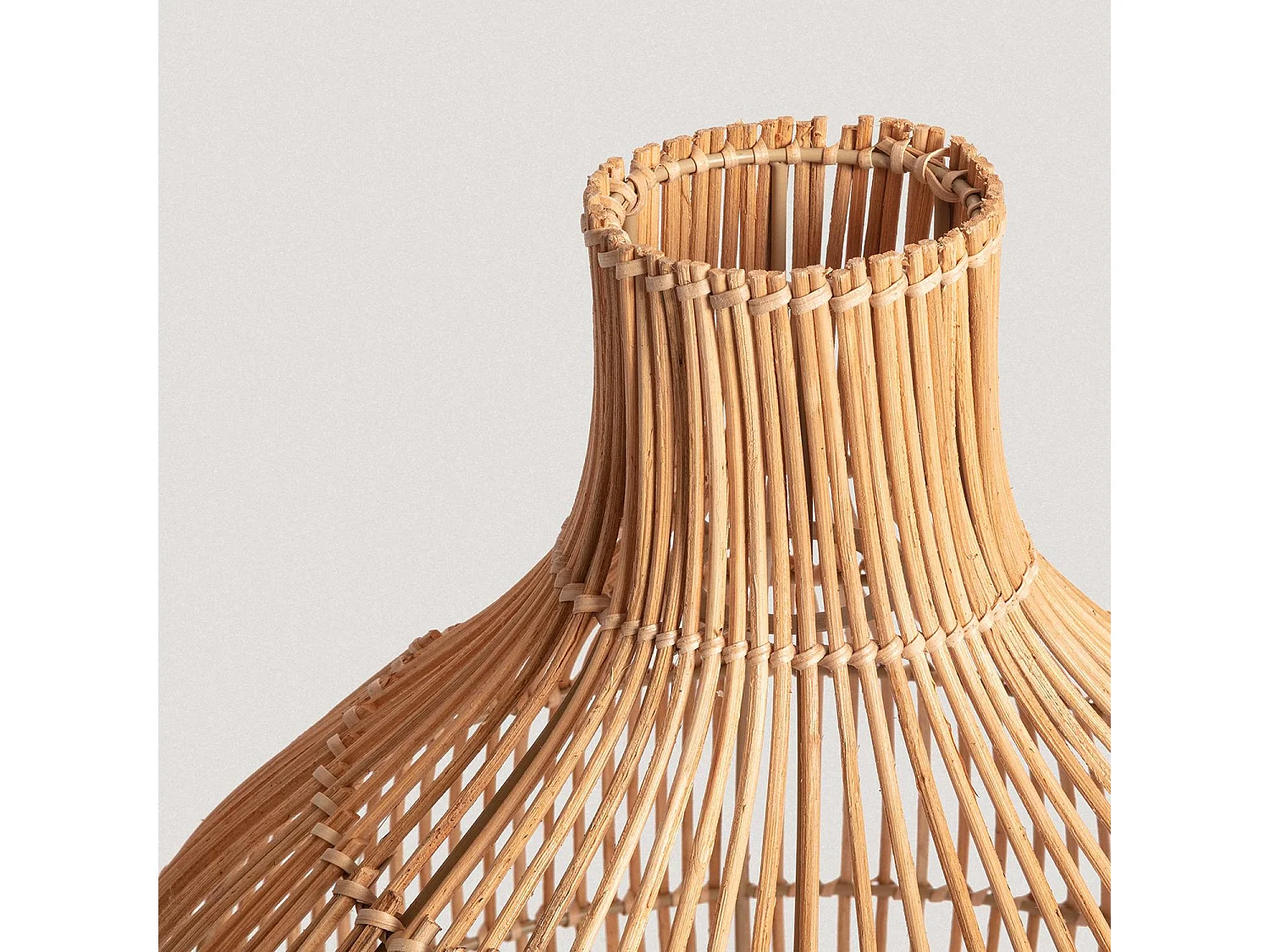 Pantalla Lámpara Colgante Ratán Kaikura ILUZZIA