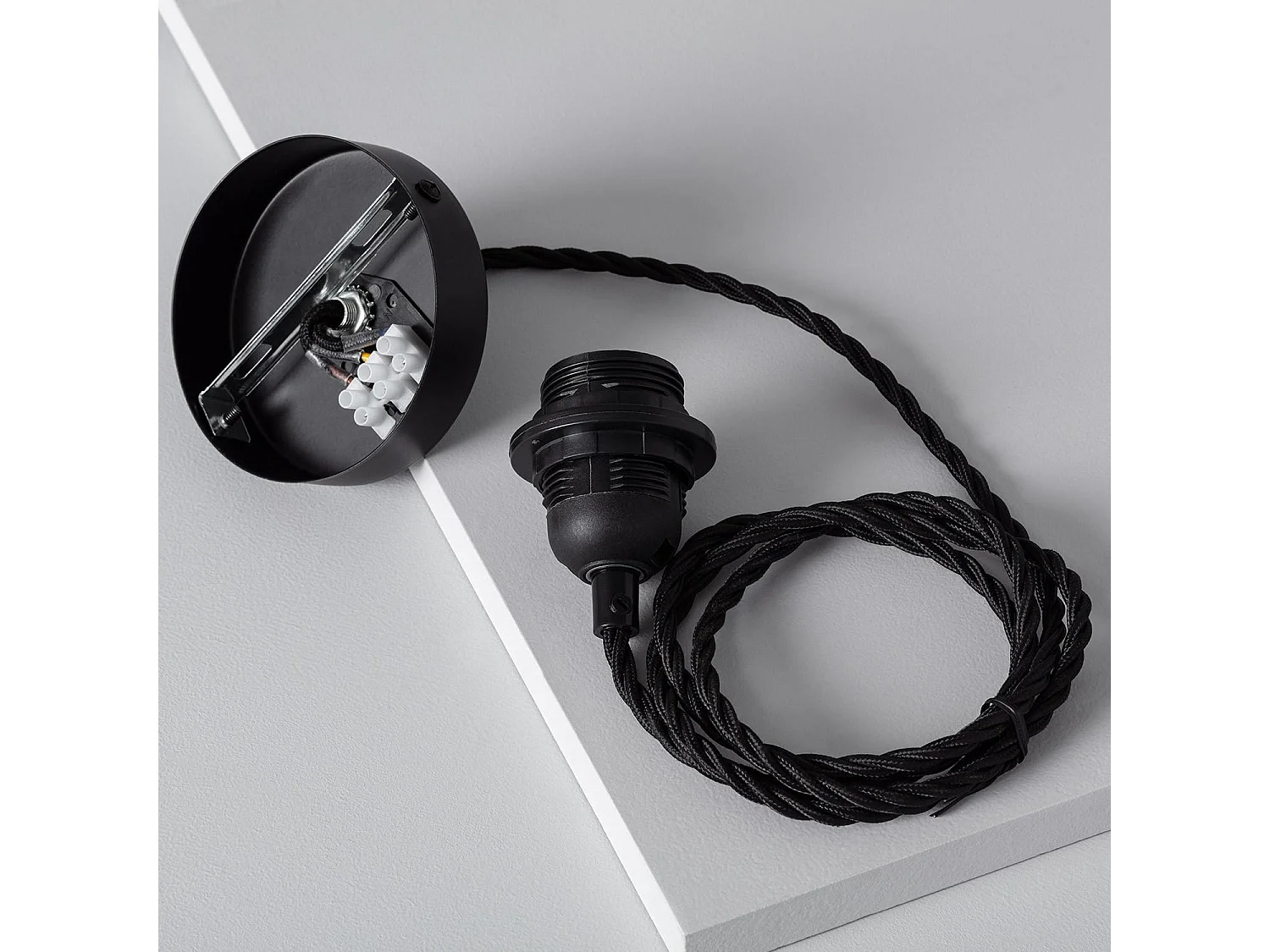 Rosone con Portalampada per Lampade a Sospensione con Cavo Elettrico Tessuto Intrecciato Nero Nero