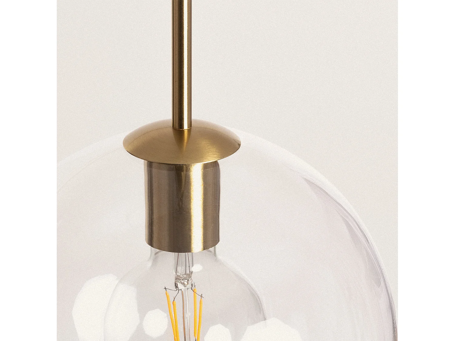 Suspension Crystal Ona Transparent