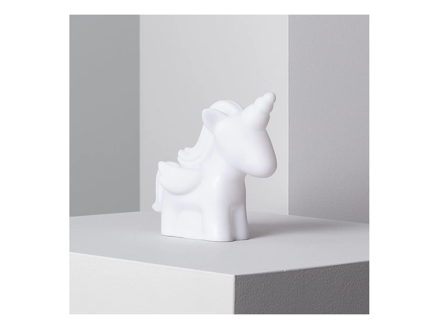 Luz Quitamiedos LED Infantil Unicornio RGB a Pilas RGB