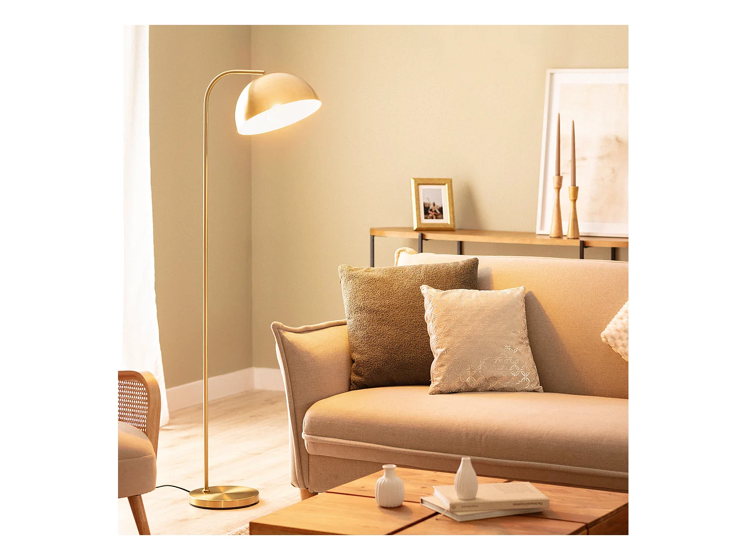 Lampada da Terra Bowlen Oro