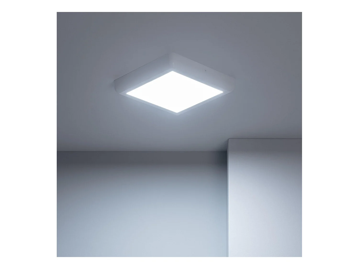 Plafoniera LED 18W Quadrata Metallo 225x225 mm Design Bianco 2900K - 3200K Bianco Caldo