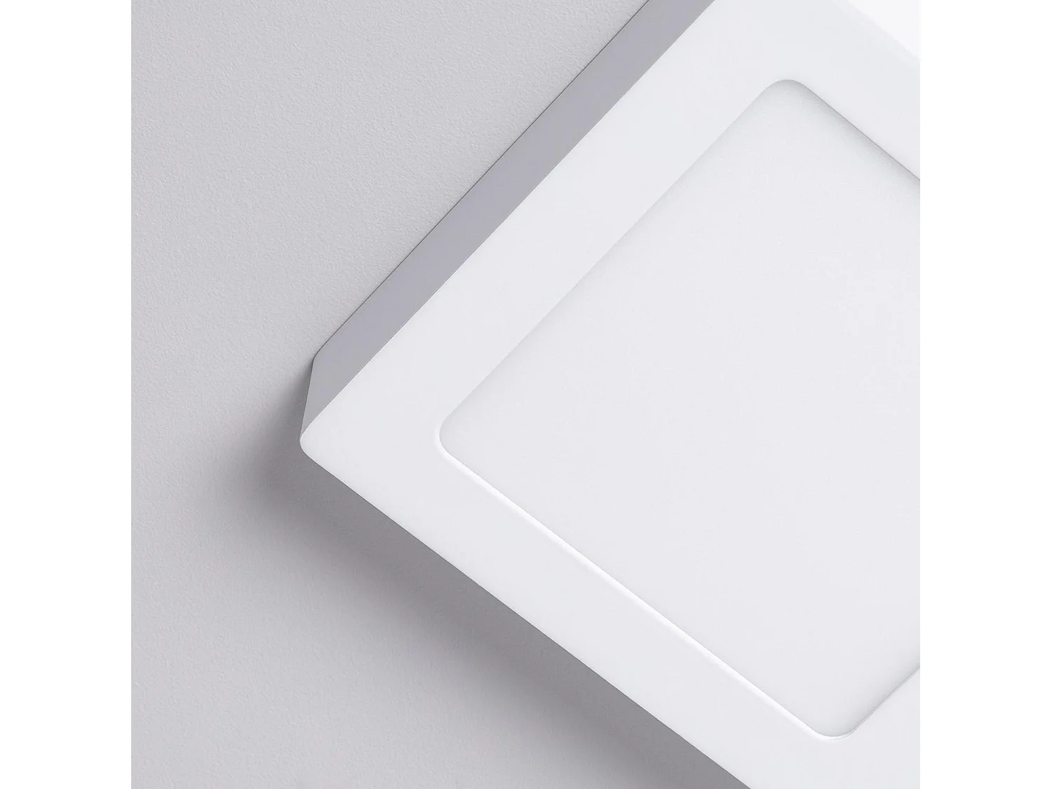 Plafonnier LED Carré 12W  170x170 mm 6000K Blanc froid