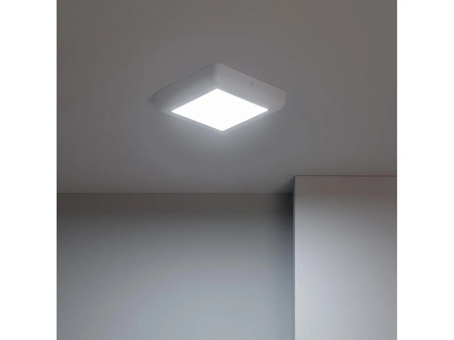 Plafonnier LED Carré Métal Design White 12W 178x178mm  4000K Blanc neutre