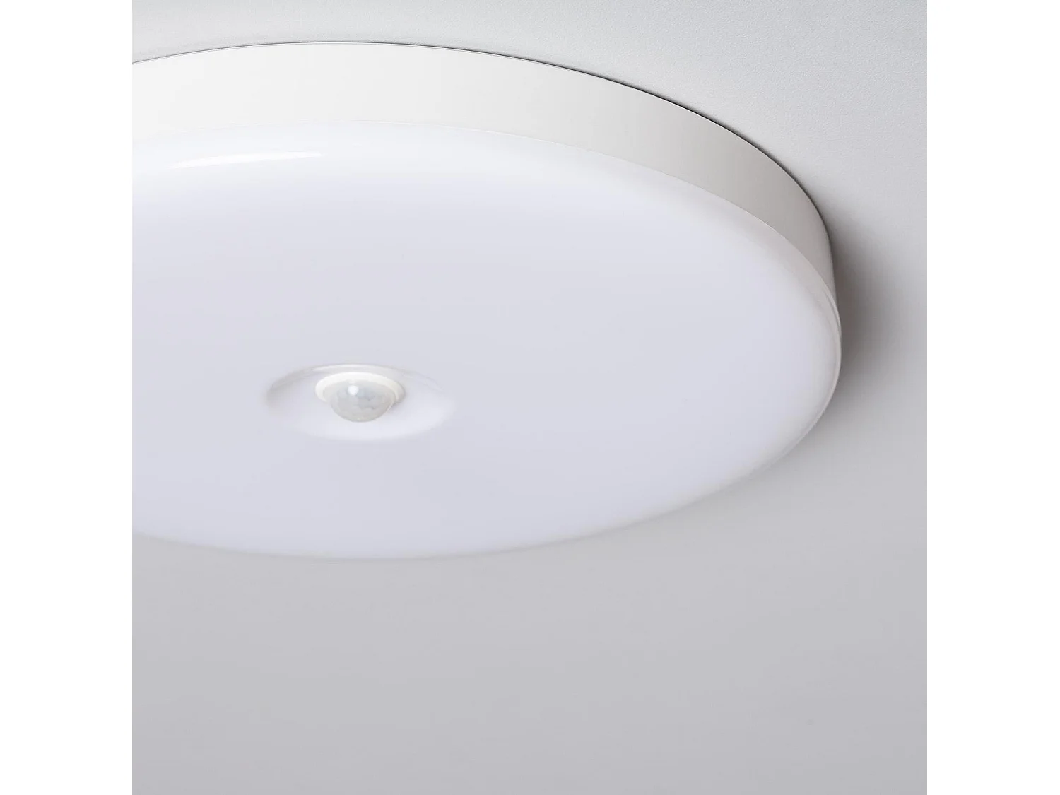 Plafonnier LED Rond 18W No Flicker Ø290 mm avec Détecteur de Présence PIR et Crépusculaire  Blanc
