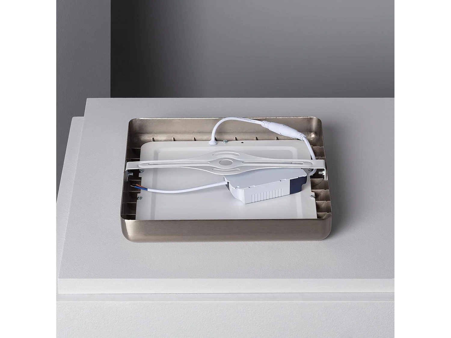 Plafón LED 18W Cuadrado Metal 225x225 mm Design Silver 4000K Blanco Neutro