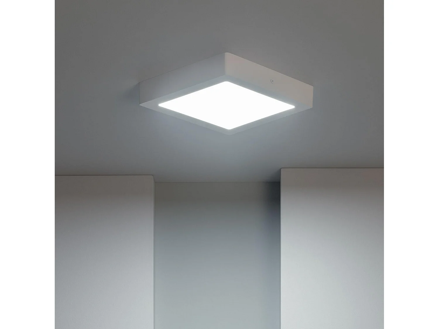 Plafoniera LED Quadrata 18W 225x225 mm 4000K Bianco Naturale